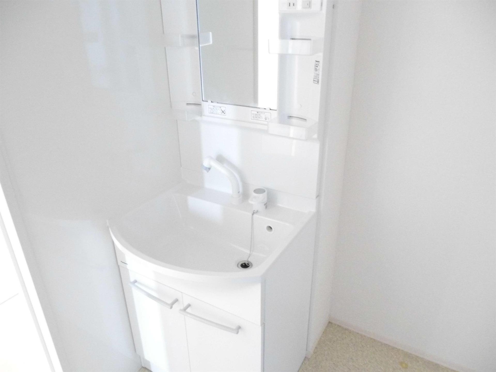 洗面設備　独立洗面化粧台