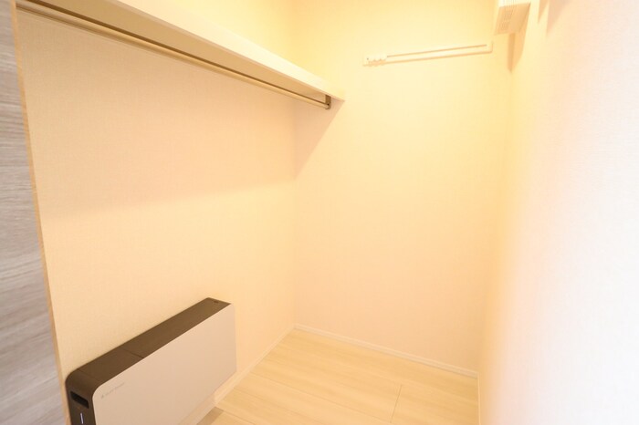 収納　ウォークインクローゼット