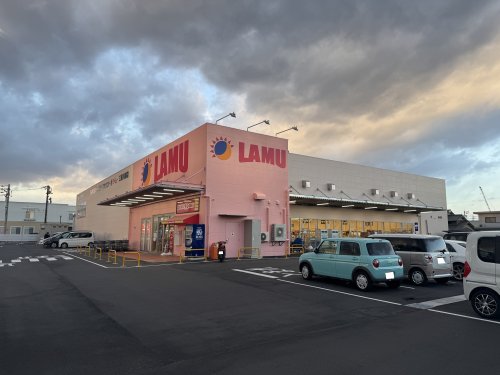 スーパー　ラ・ムー三重川越店（スーパー）まで1312m