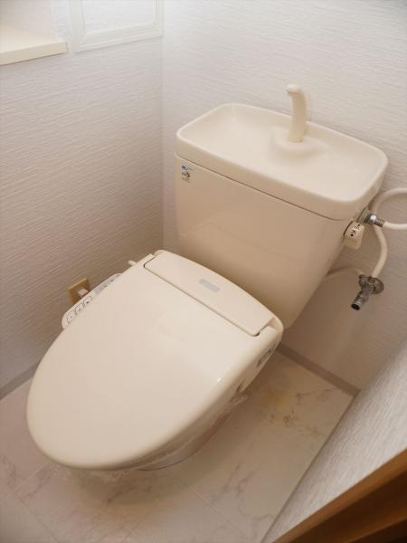 トイレ　トイレ