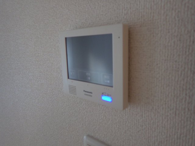 その他部屋・スペース　【ドラッグストア】B&Dドラッグストア一社店まで855m