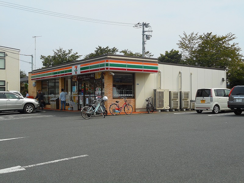 コンビニ　セブンイレブン 平塚銀河大橋店（コンビニ）まで587m