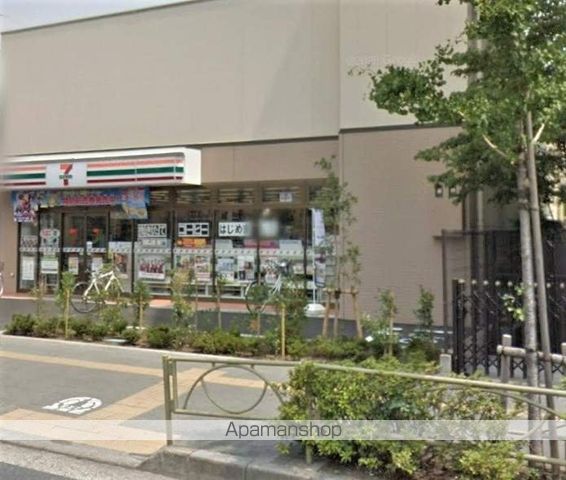 コンビニ　セブンイレブン（コンビニ）まで400m