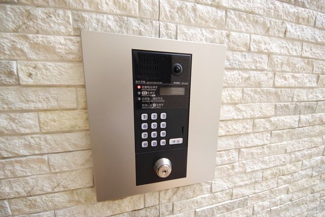 その他共有部分　★オートロック付きで安心★