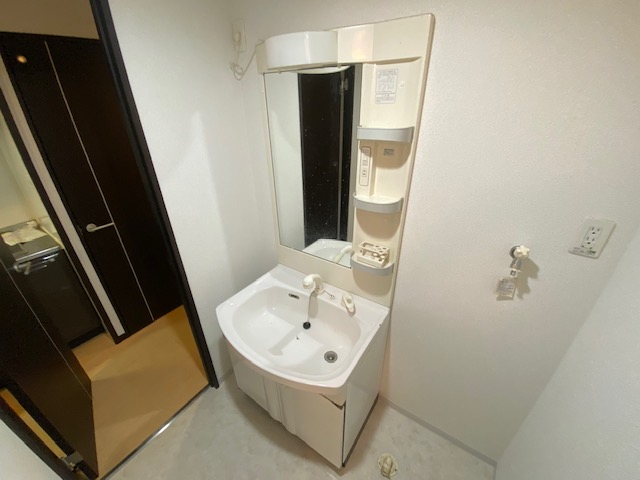 洗面設備　※同施工会社のイメージ写真※