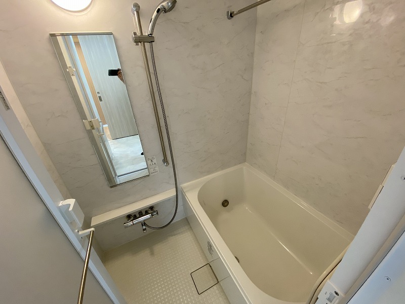 バス・シャワールーム