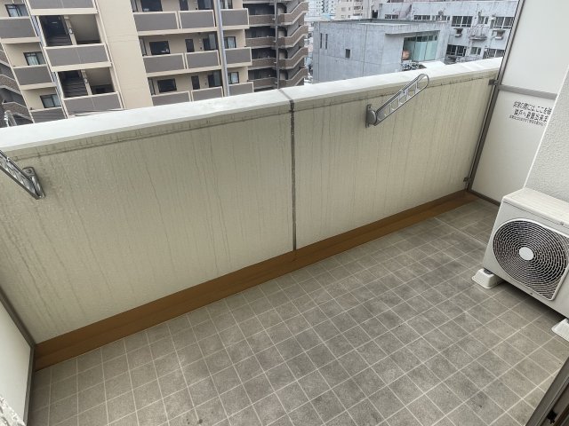 バルコニー　陽当たり良好なバルコニーです