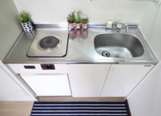 キッチン　同タイプの別部屋です