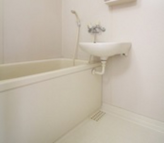 バス・シャワールーム　同タイプの別部屋です