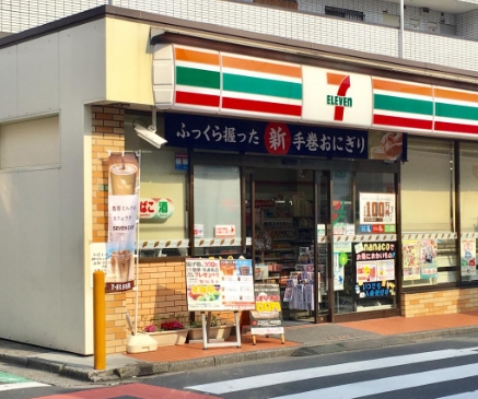 コンビニ　セブンイレブン 足立柳原2丁目店（コンビニ）まで382m