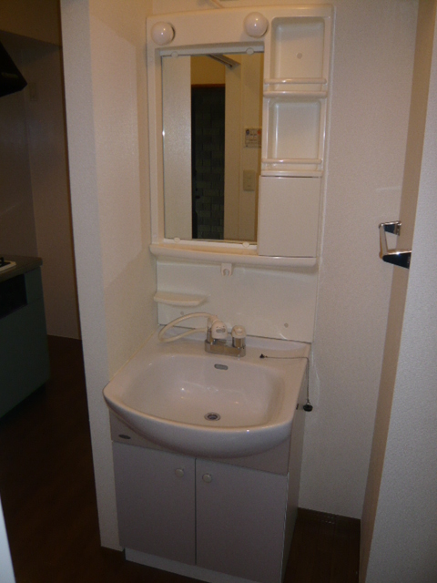 洗面設備　洗髪洗面化粧台