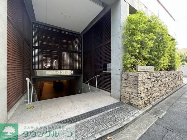 エントランス　お問合せは(株)タウンハウジングレジデンス事業部までお問合…