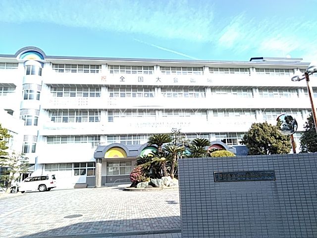 高校・高専　静岡県立浜松商業高等学校（高校・高専）まで1151m