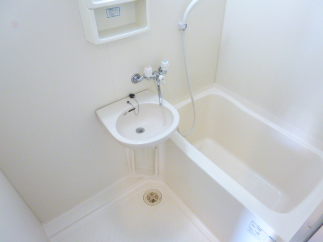 バス・シャワールーム　・同タイプ別部屋参考写真