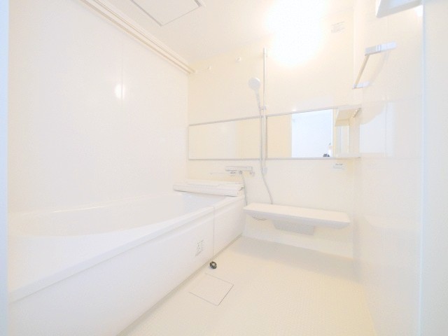 バス・シャワールーム　バスルームです☆