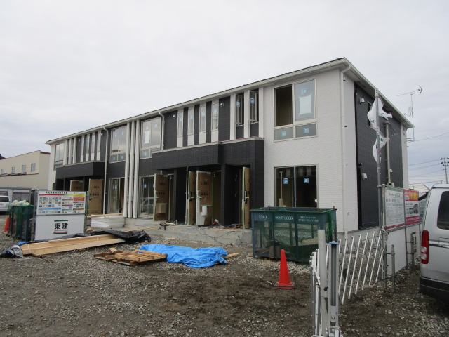 建物外観　建築中