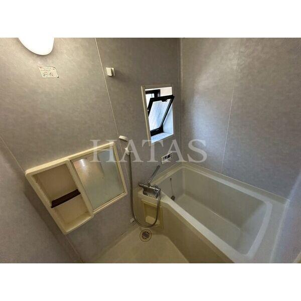 バス・シャワールーム　同物件別部屋です。