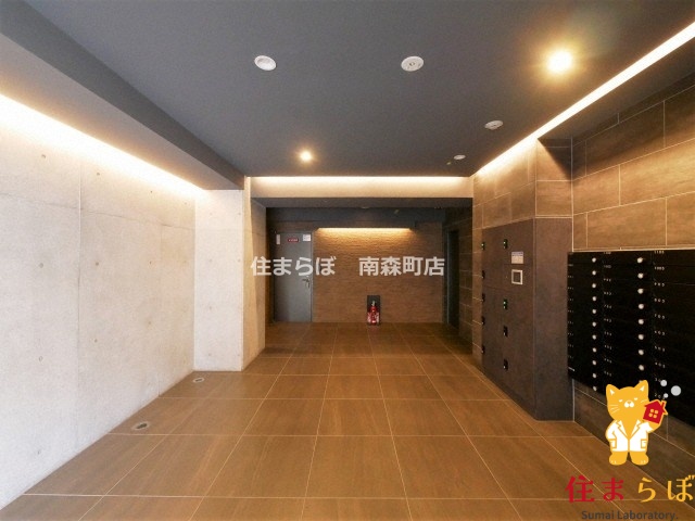 エントランス　共用部の印象も大切に