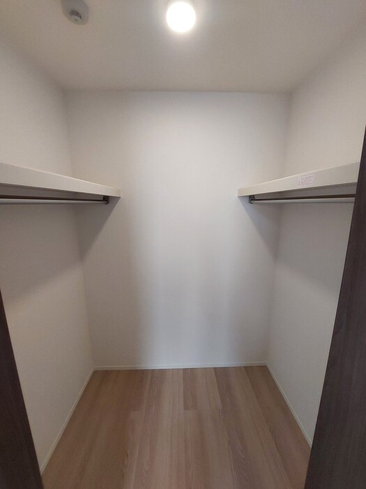 収納　ウォークインクローゼット