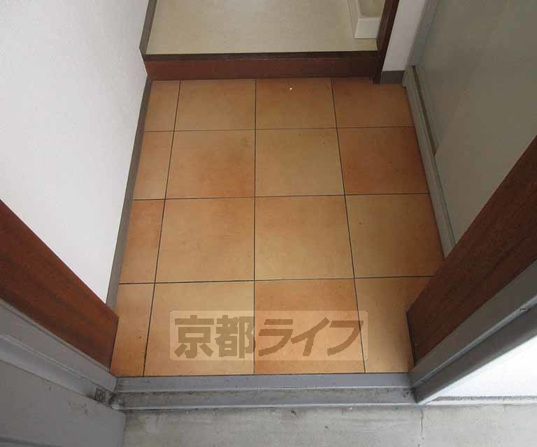 玄関　玄関すぺーすです！