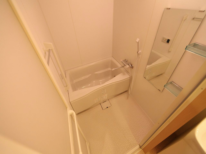 バス・シャワールーム　バスルーム　追焚き　浴室暖房乾燥機