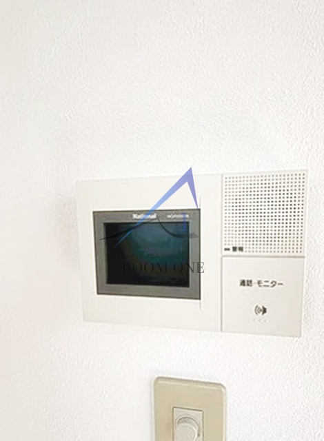 セキュリティ　モニター付きインターホンです。