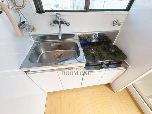 キッチン　キッチンです。