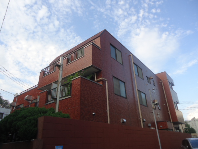 建物外観　外観は落ち着いています