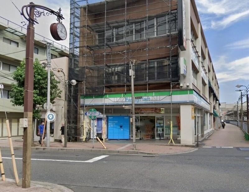 コンビニ　ファミリーマート市川真間店（コンビニ）まで302m