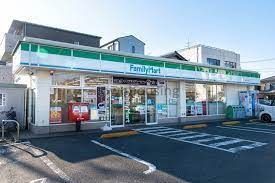 コンビニ　ファミリーマート瑞江一丁目店（コンビニ）まで260m