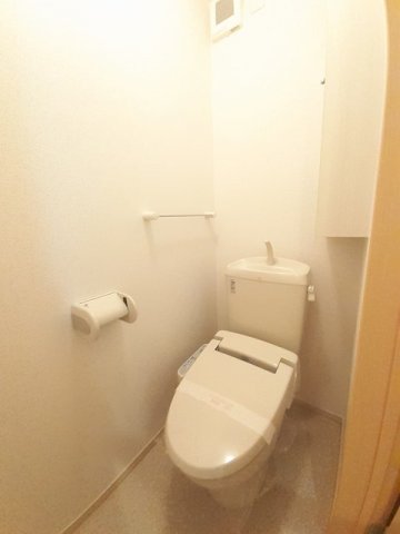 トイレ　コンパクトで使いやすいトイレです