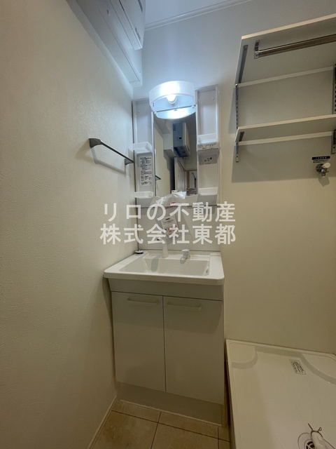 洗面設備　嬉しい洗面台は独立タイプ！