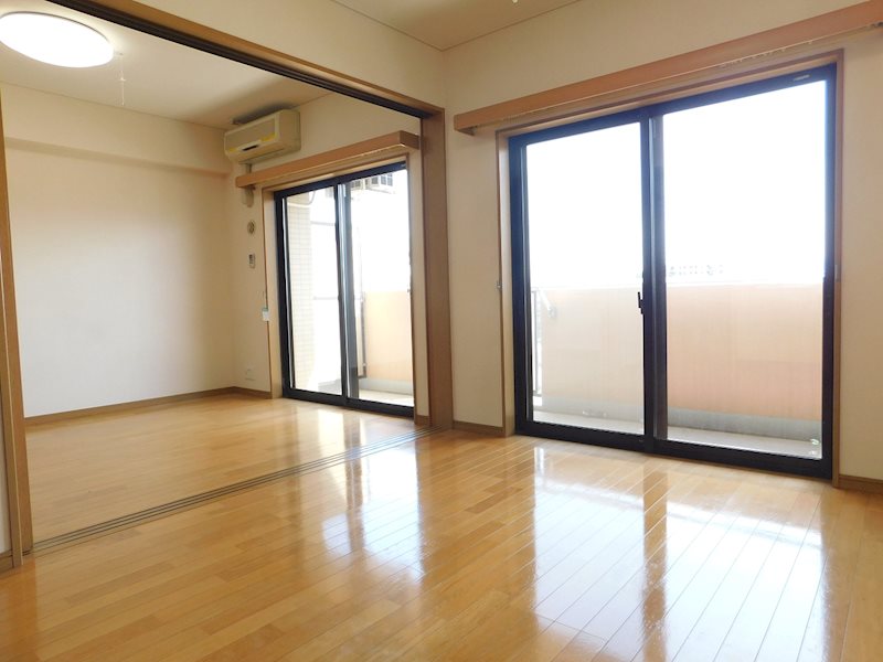 居室・リビング　同タイプのお部屋の写真です。