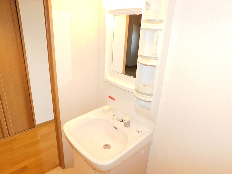 洗面設備　同タイプのお部屋の写真です。