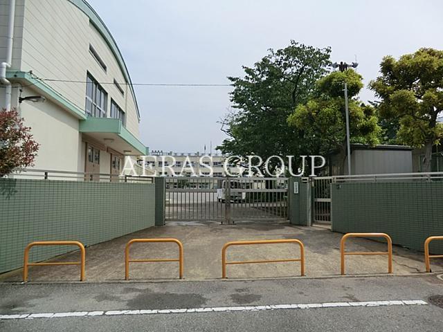 小学校　足立区立竹の塚小学校（小学校）まで479m