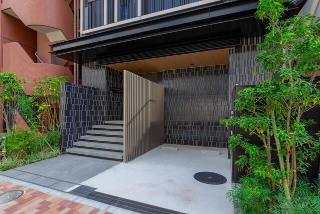 エントランス　2025年10月撮影