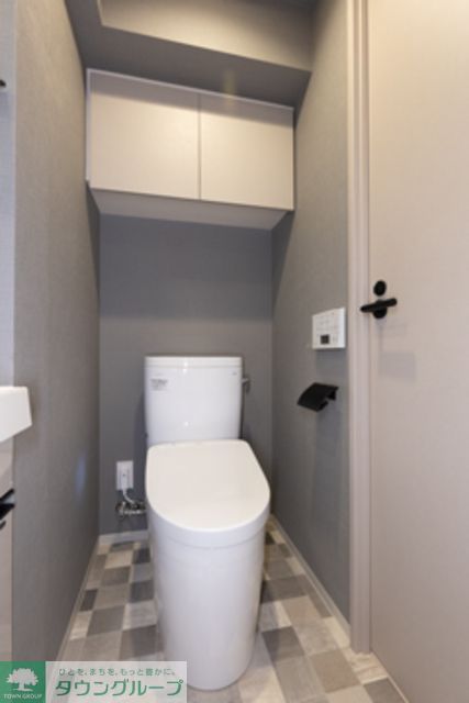 トイレ　※写真は同タイプ住戸です。