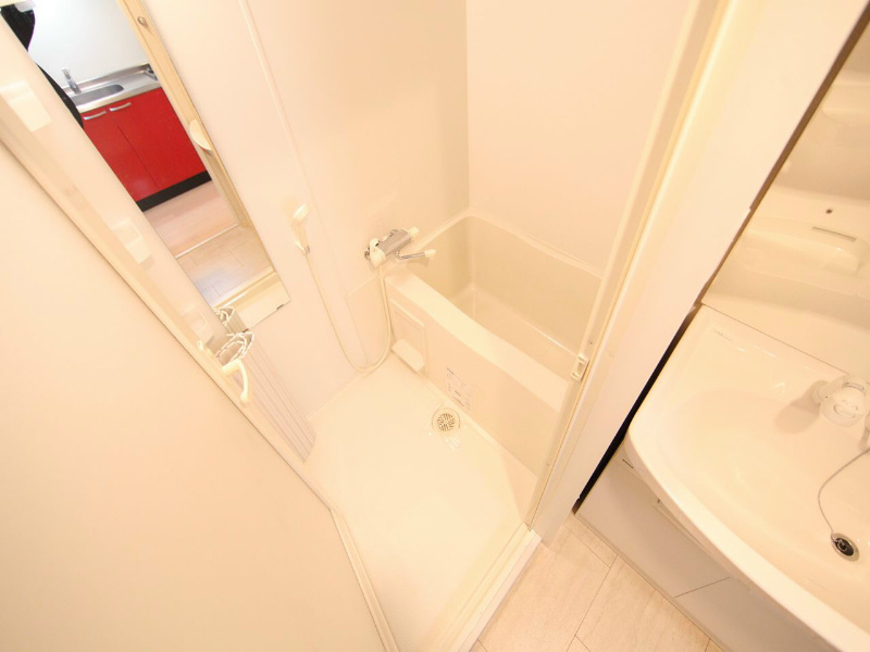 バス・シャワールーム　バスルーム　浴室暖房乾燥機付き