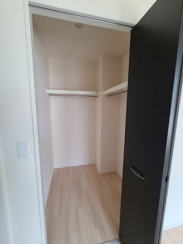 収納　ウォークインクローゼット