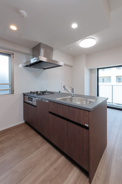 キッチン　※写真は同タイプ住戸です。