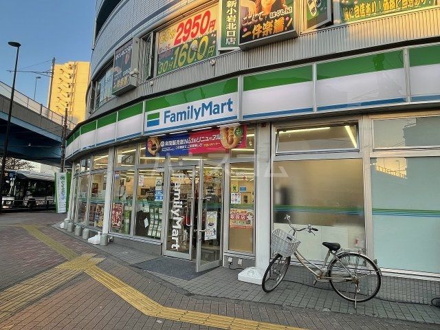 コンビニ　ファミリーマート 葛飾たつみ橋店（コンビニ）まで110m