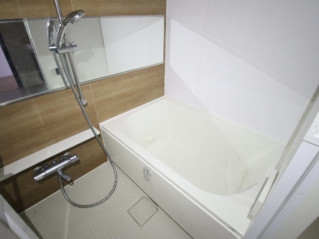 バス・シャワールーム　別室の参考写真です。※現況優先