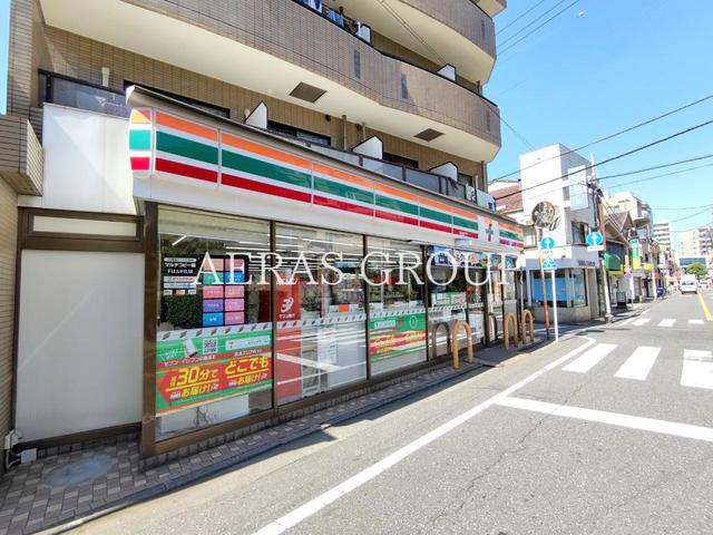 コンビニ　セブンイレブン都立大学駅南店（コンビニ）まで56m