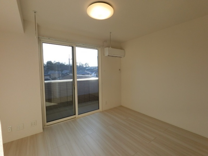 居室・リビング　図面と現状に相違がある場合には現状を優先