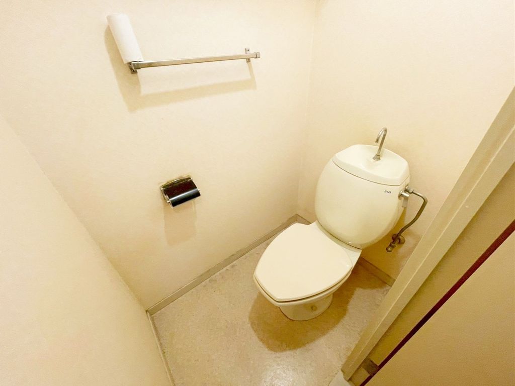 トイレ　トイレ