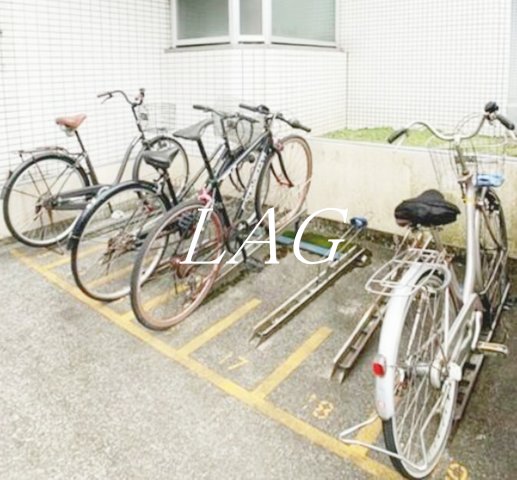 その他共有部分　駐輪場です。