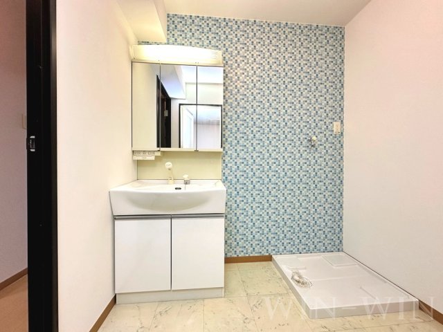 洗面設備　イメージ（同建物内別部屋の写真です）