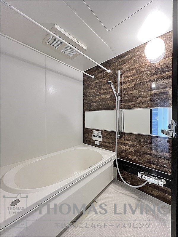 バス・シャワールーム　実際の写真を準備中の為、同じ建物の別室写真です。参考下さい。