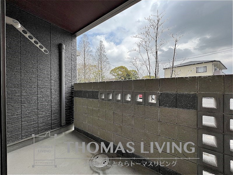 バルコニー　実際の写真を準備中の為、同じ建物の別室写真です。参考下さい。