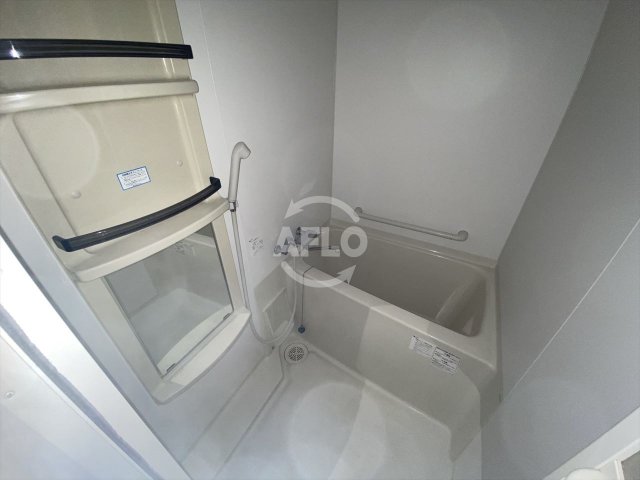 バス・シャワールーム　ジュネーゼグラン淀屋橋　浴室